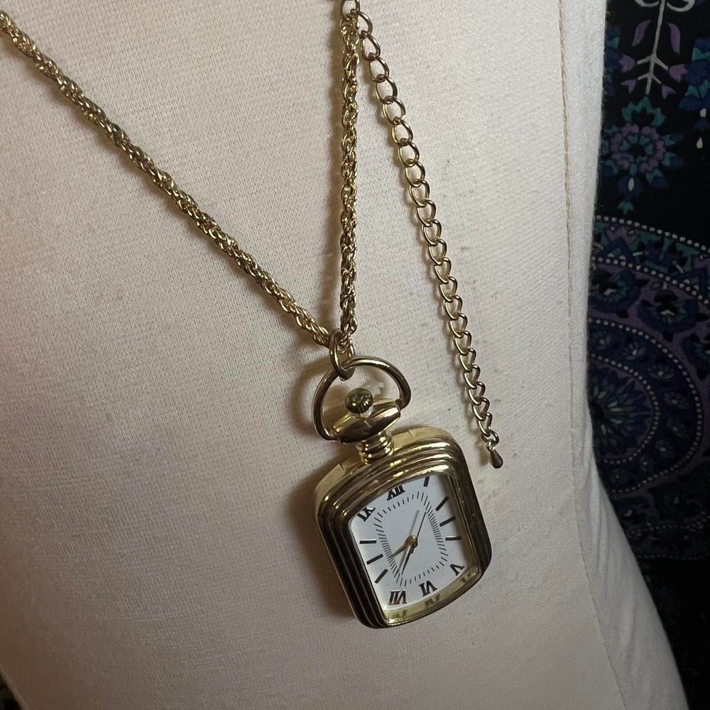Vintage Watch Necklace - Picture 5 of 6